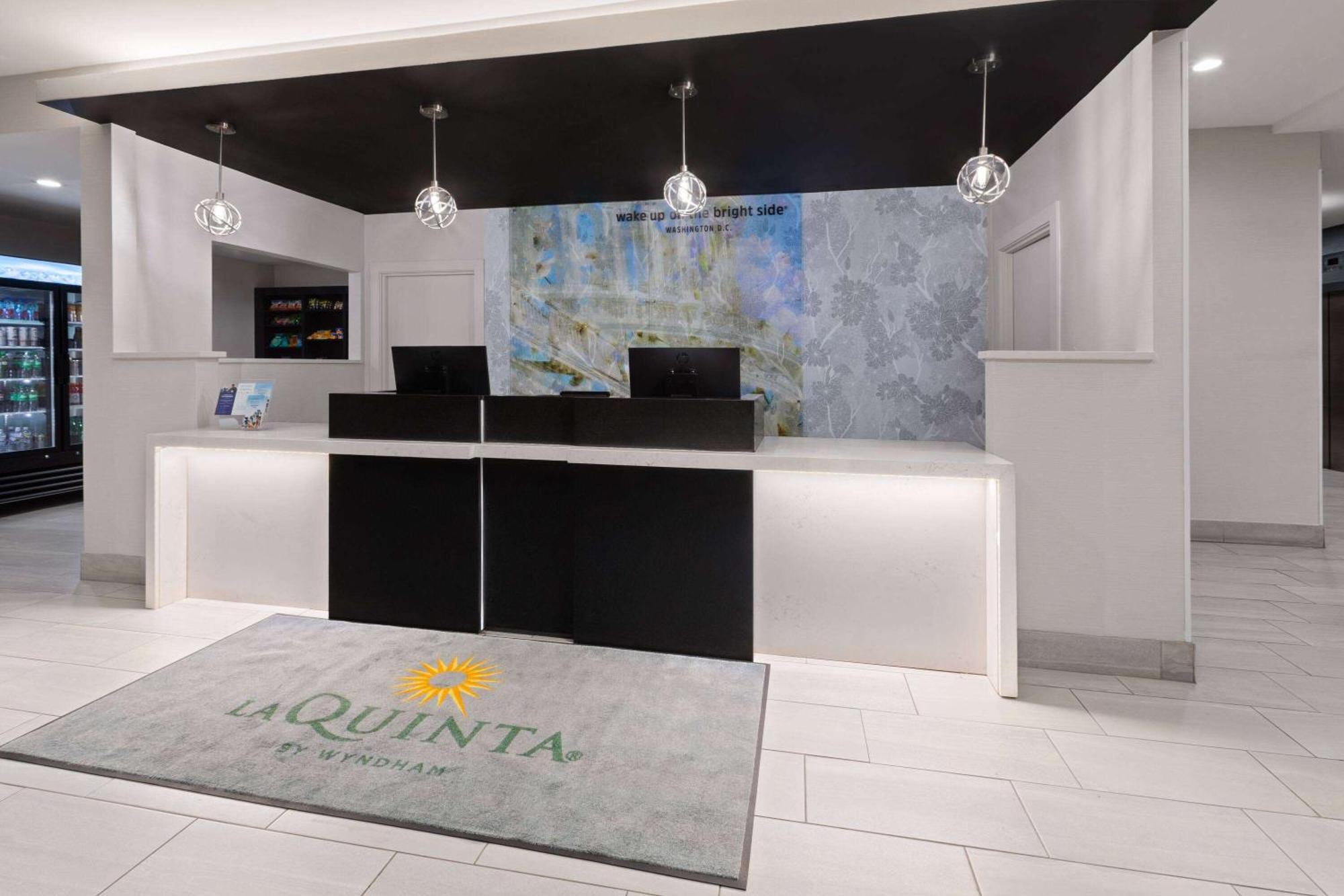 La Quinta Inn & Suites By La Quinta Inn & Suites By Wyndham Washington Dc Noma Exterior foto